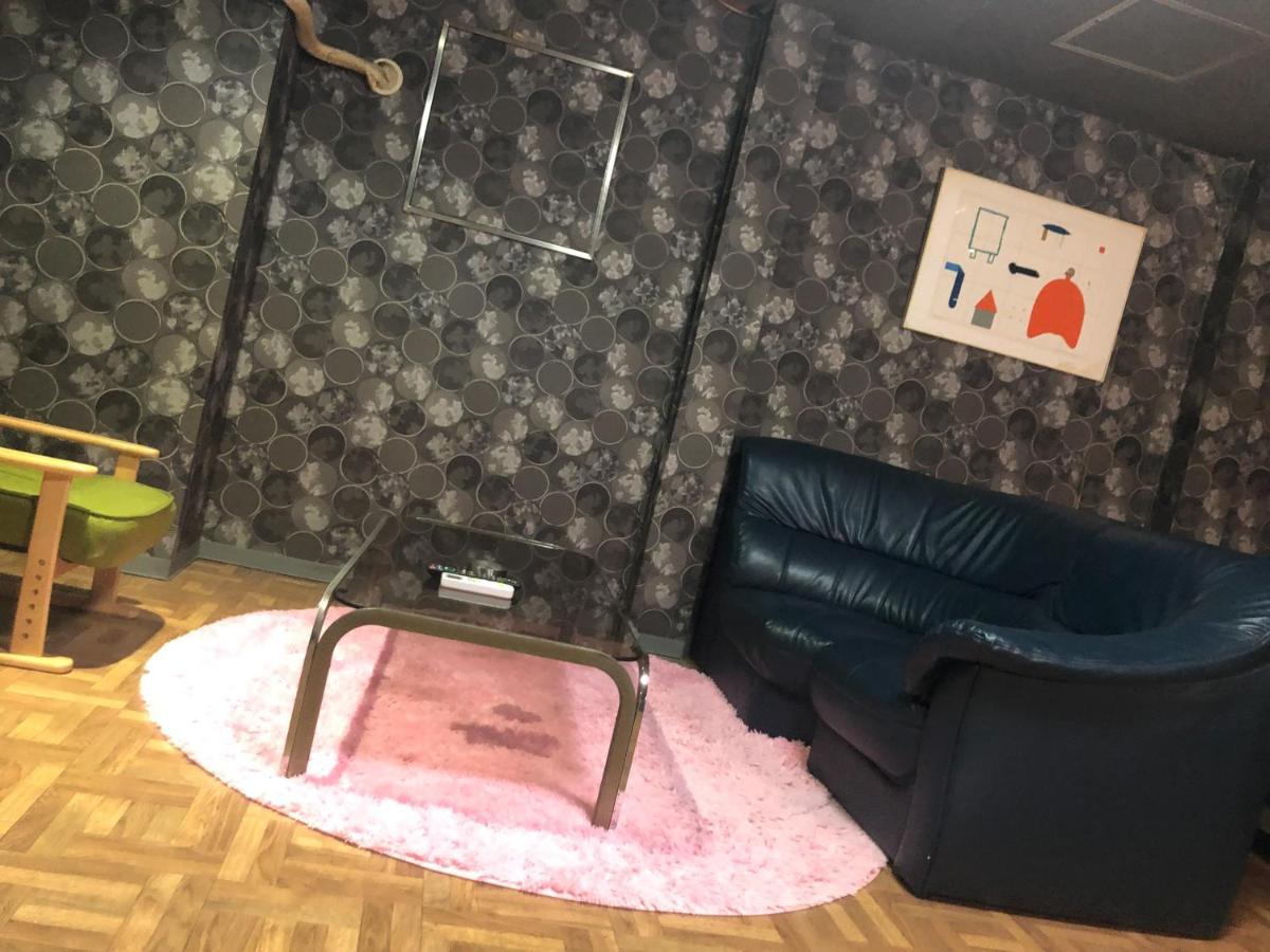 Hotel One Love (Adults Only) Осака Екстериор снимка