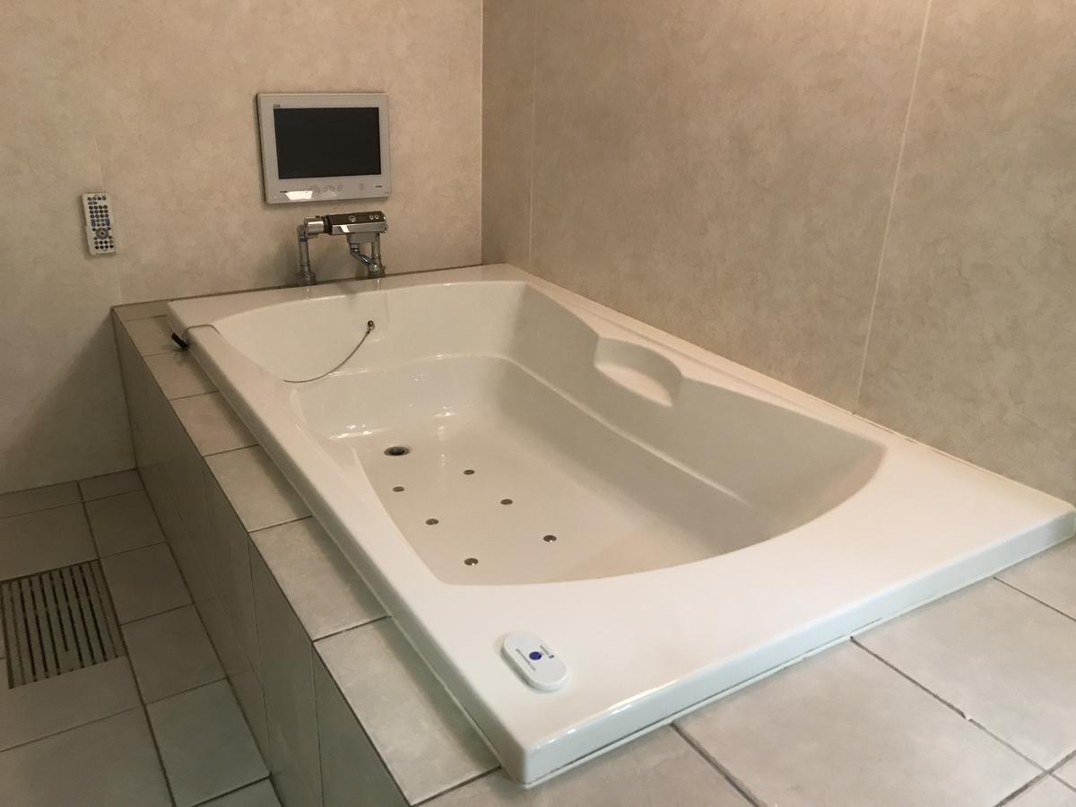 Hotel One Love (Adults Only) Осака Екстериор снимка
